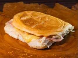 Misto Quente — Primo's Lanches